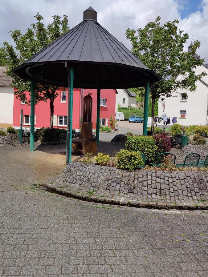 Ferienhaus Am Sauerbrunnen Daun Exterior foto